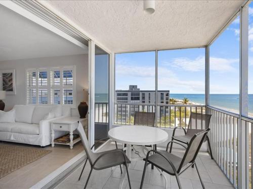 Estero Island Beach Villas 601 2 Bedrooms Beach Front WiFi Sleeps 6 - image 6