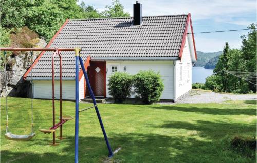 Four-Bedroom Holiday Home in Lyngdal - Lyngdal