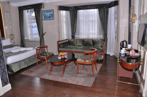 Deluxe Family Room room in Taksim Star Hotel