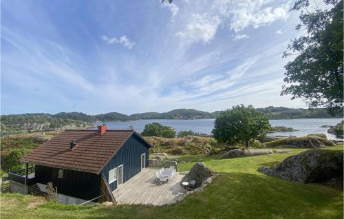 Awesome home in Farsund with 4 Bedrooms and WiFi - Farsund