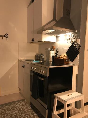 Rustic black and white studio, Helsinki (foto 4)