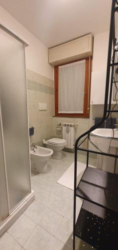 Bathroom, Sweet Home in Garbagnate Milanese