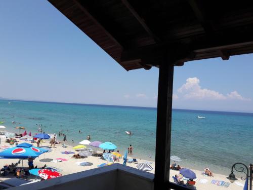 Sunset studio, Pefkohori (photo 6)