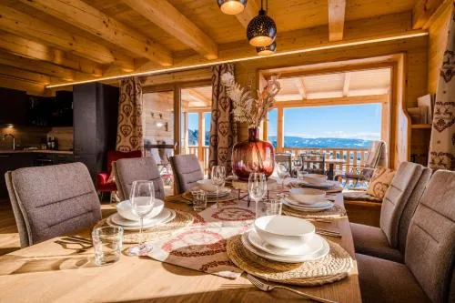 Hochleben-Chalets am Erlebnisbauernhof Steinerhof in Liebenfels, Österreich