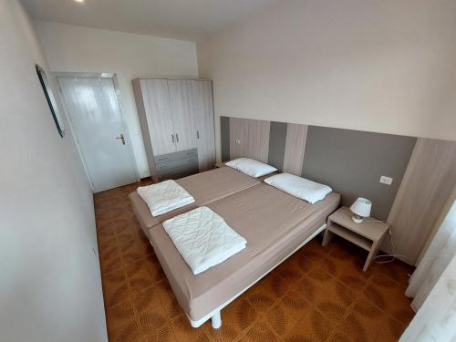 Two-Bedroom House image 6