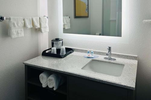 Best Western Plus Wylie Inn - image 11