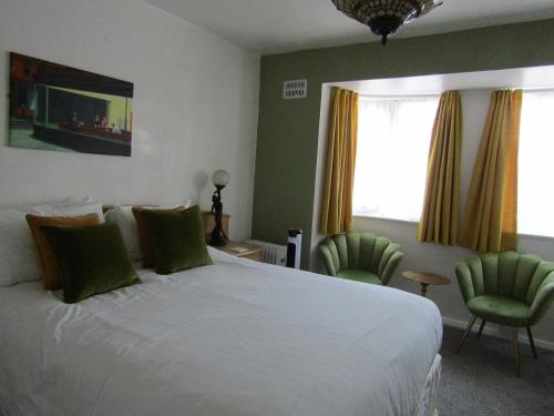 1 queen bed