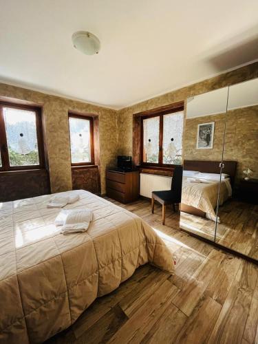San Luigi - Rooms & Apartments, Sondrio
