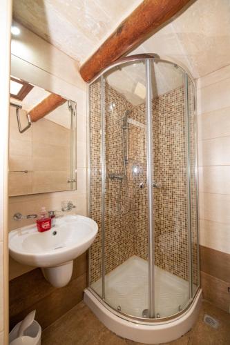 Ta' Rozi 5 Bedroom Farmhouse with Private Pool Ta' Rozi 5 Bedroom Farmhouse with Private Pool