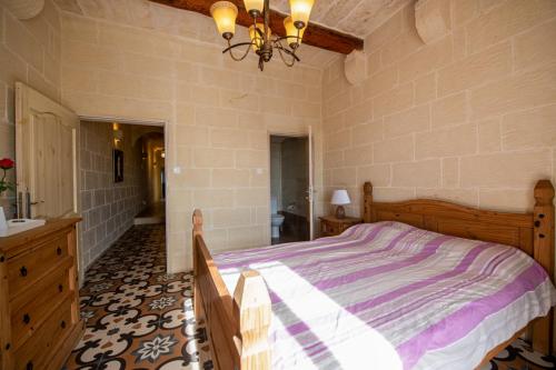 Ta' Rozi 5 Bedroom Farmhouse with Private Pool Ta' Rozi 5 Bedroom Farmhouse with Private Pool