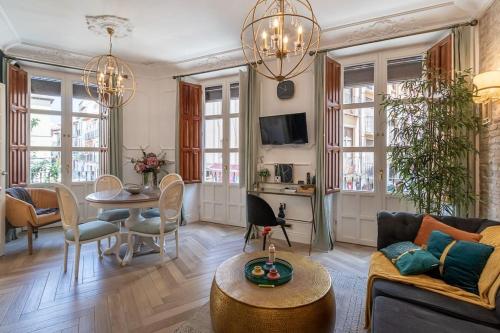 CH Elvira Luxury Apartment, Гранада