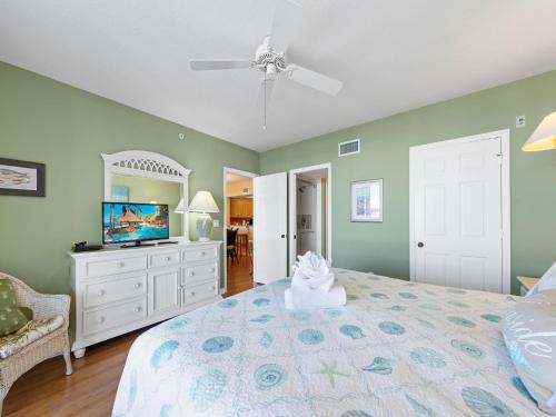 Hibiscus Pointe 342 Canal View 2 Bedroom Sleeps 6 Heated Pool Elevator - image 10