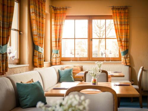 Restaurant, Schneiderlein Hotel in Limbach-Oberfrohna