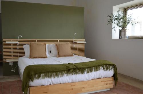 1 double bed