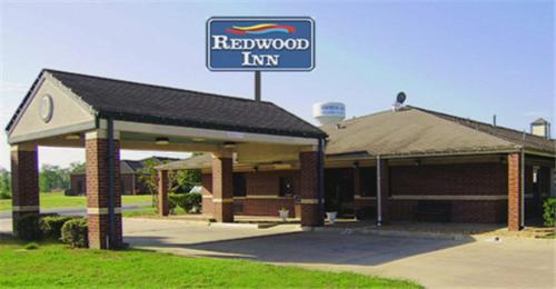 . Redwood Inn - White Hall