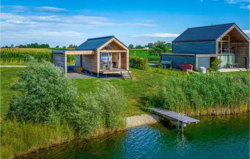 Ferienhaus Am Naturbadesee