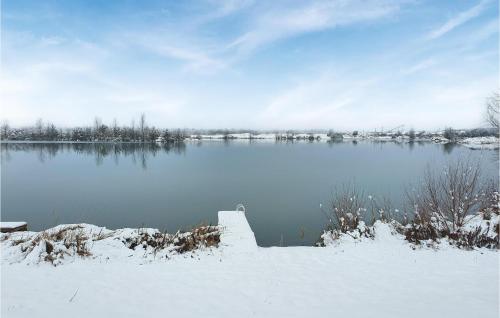 Viesnīcas āriene, Ferienhaus Am Naturbadesee in Eltendorf