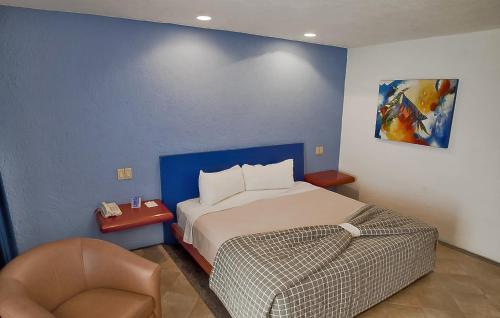 43289716 Hotel Los Patios