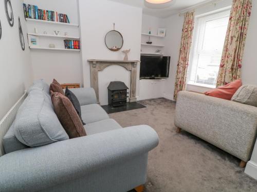 6 Milton Place - Bideford