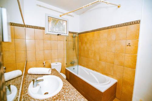 Dafina Residence Room Type - Deluxe Room