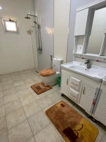 Dušas, sembene tourisme ngaparou in Ngaparou