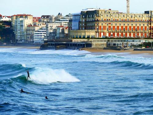 Basque style house 15 min from Bidart beaches