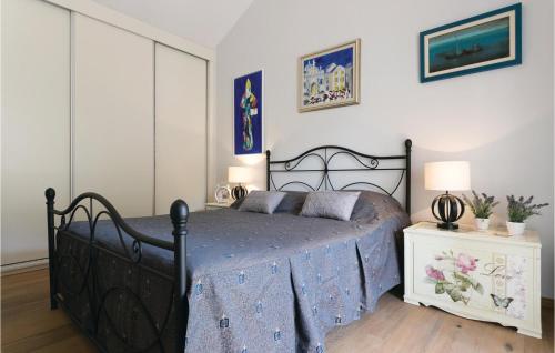 5 Bedroom Cozy Home In Topolo