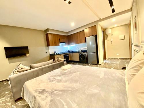 Lovely 1-bedroom rental unit near 2mars/Habous, Casablanca (fotografie 9)