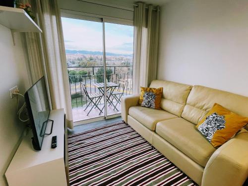 Magnifico Apartamento Barca 4 - Apartment - Sant Adria de Besos