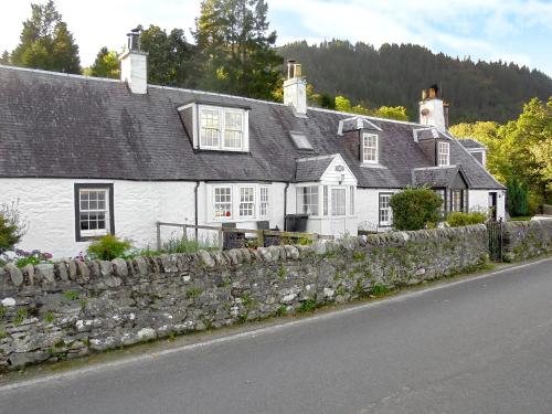 Raglan Cottage - Ardentinny