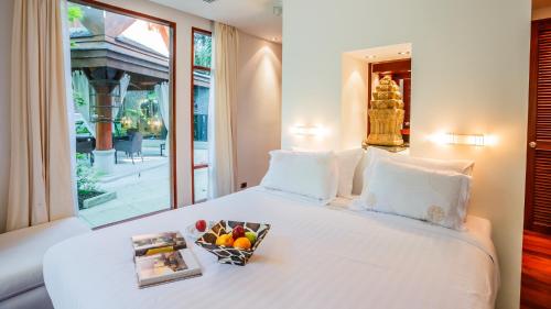 Villa in the Garden, Surin Beach with private spa., Hat Surin (foto 3)