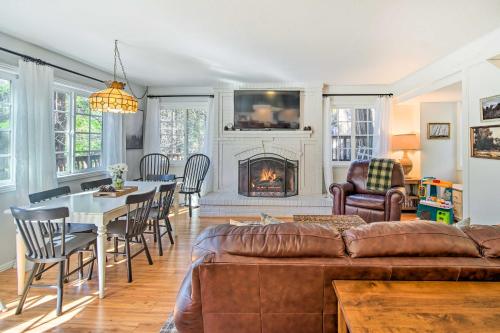 Stunning Getaway in Lake Arrowhead! in Lake Arrowhead, USA