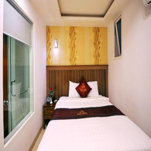 Superior King Room image 1