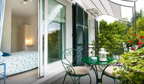 Miralago B & B & Apartments