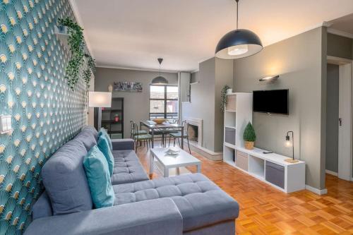  RenFeb23Boavista Deluxe with private parking in Porto