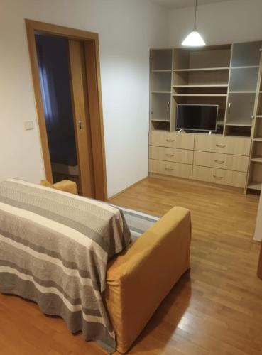 Odmor u Zagrebu in Blato
