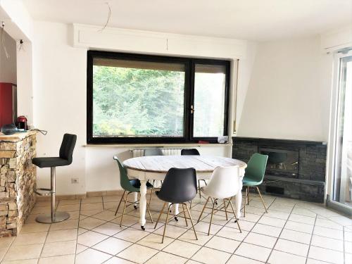  Belvilla by OYO Welcoming holiday home with garden in Pino Lago Maggiore