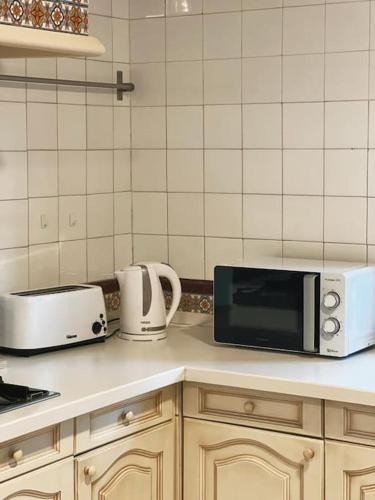 Villa a los pies de la Alhambra Villa a los pies de la Alhambra