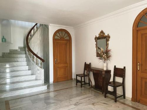 Villa a los pies de la Alhambra Villa a los pies de la Alhambra