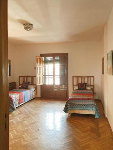 Villa a los pies de la Alhambra Villa a los pies de la Alhambra