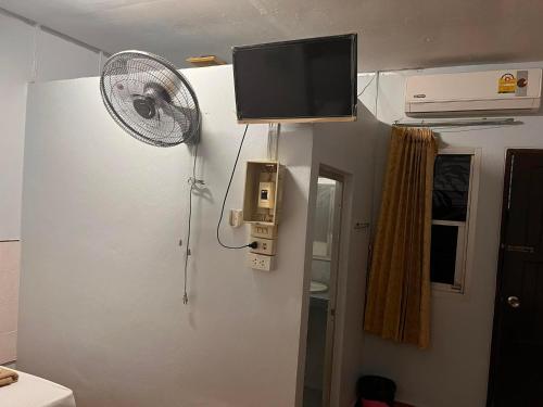 Metro Palace Metro Palace