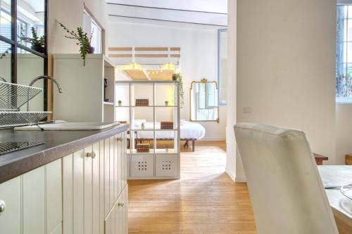 Urban & Stylish Loft - Via Farini Room Type - One-Bedroom Apartment Urban & Stylish Loft - Via Farini Room Type - One-Bedroom Apartment