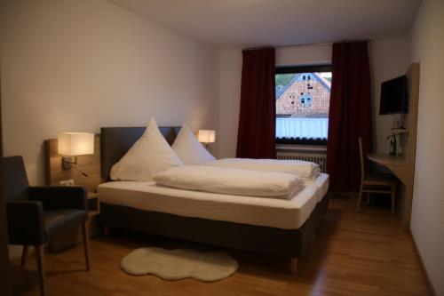 2 twin beds
