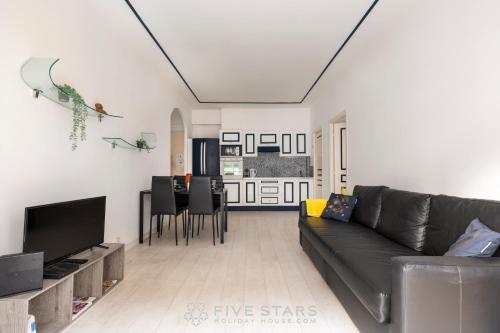 Apartment image 10