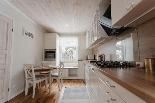 Vase Holiday Home Vase Holiday Home