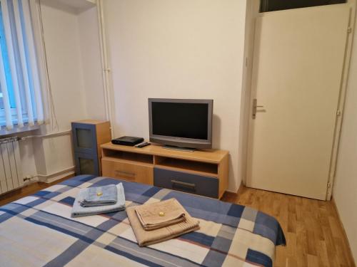 Fabulous family apartment, Beverly Hills Mall area, Skopje (photo 9)