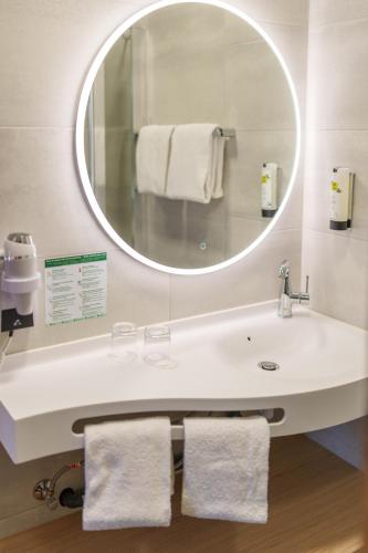 Logis Hôtel Restaurant Ritter'Hoft - Hotel - Morsbronn-les-Bains