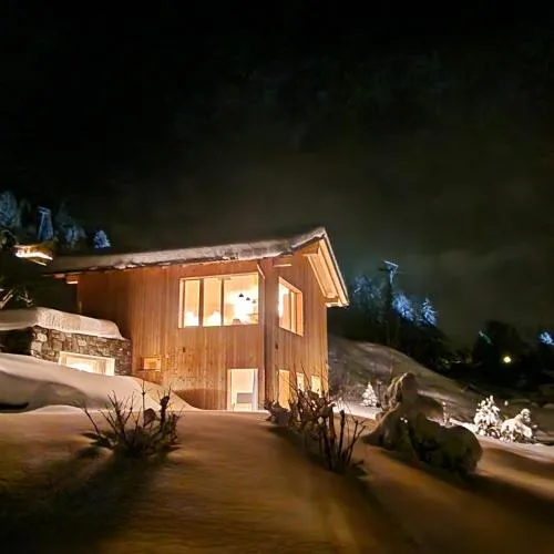 Chalet ski-in ski-out with jacuzzi in Nendaz in Nendaz, Schweiz
