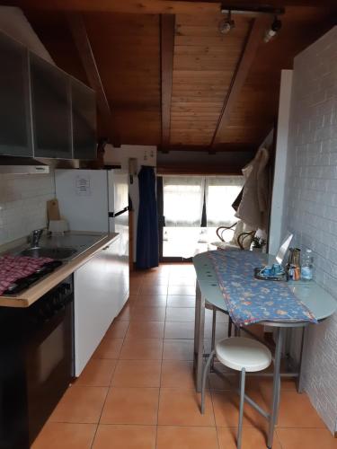 Little 58, Luino