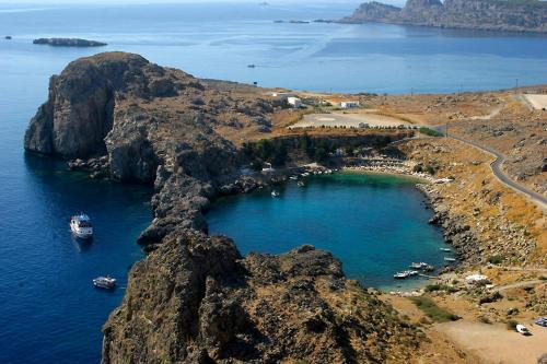 ASTORIA lindos